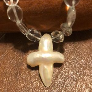Glass bead and pearl necklace